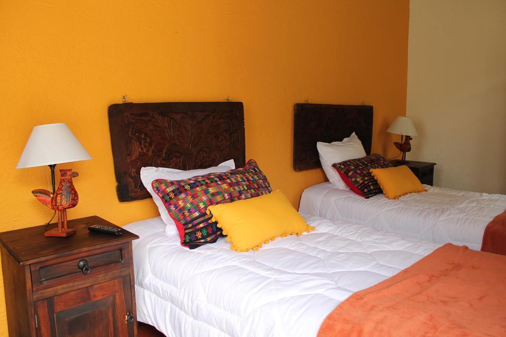 Bed and Breakfast Casa Naranjo Антигуа-Гватемала Экстерьер фото